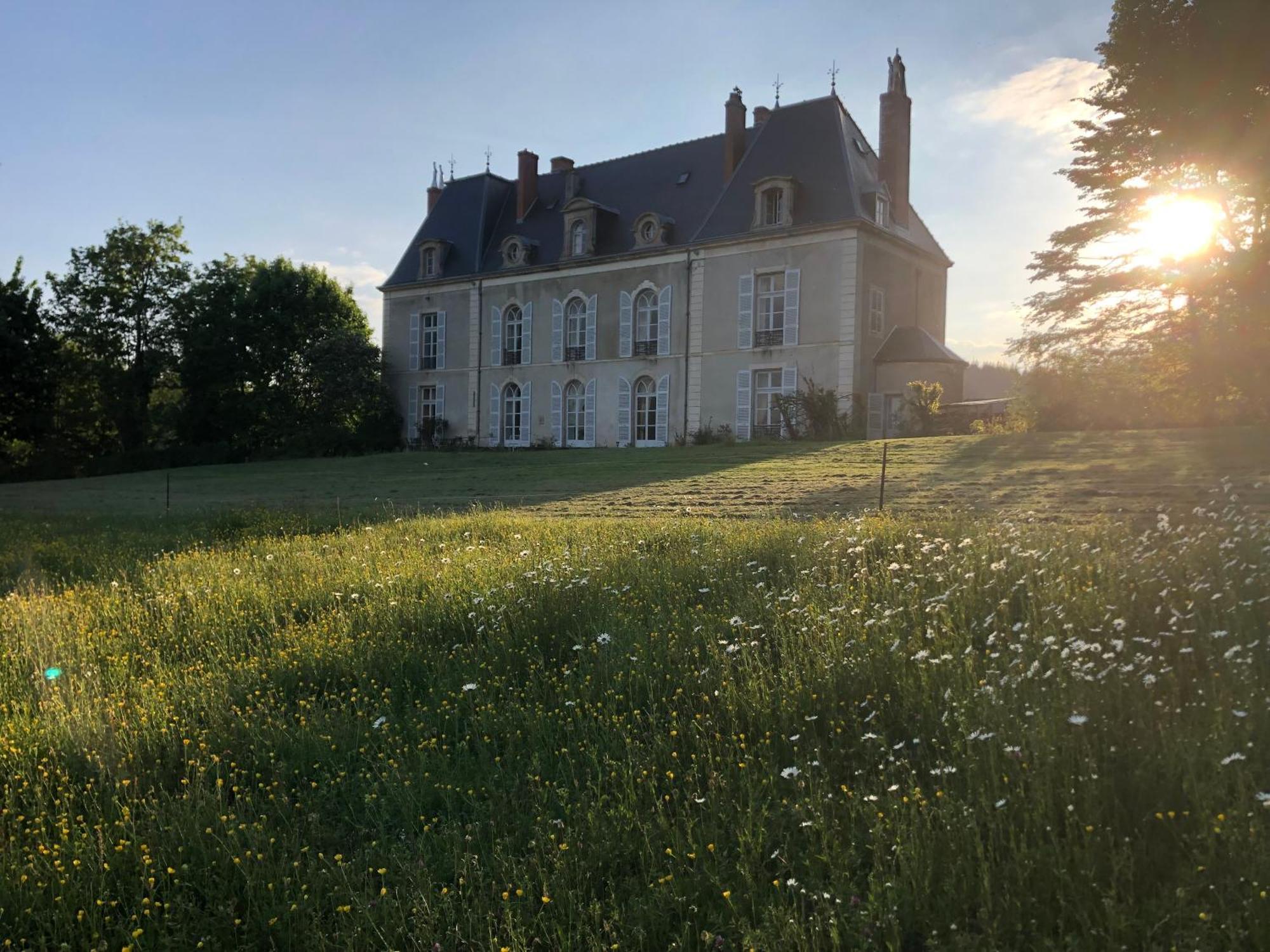 Chateau De Vaux Morvan Couette-café Etang-sur-Arroux